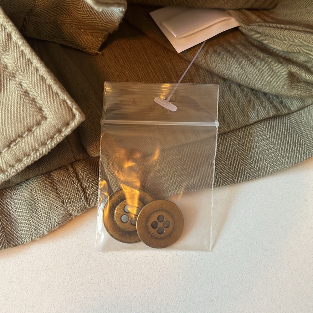 Army green jacket - Picture 4 of 5